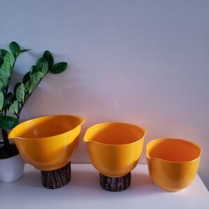MCM 70's  Rosti Mepal Yellow   Vintage Danish Margrethe Mixing Bowl Set W/Spout